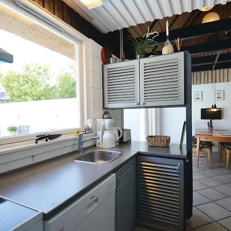 Hotel Cozy In With Kitchen
